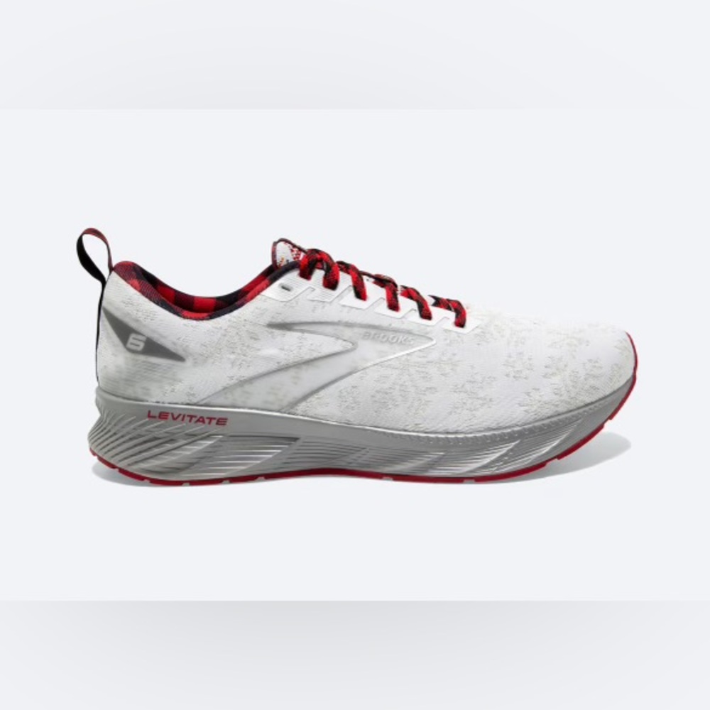 ❄️ Brooks Run Merry Holiday Running Shoes ❄️